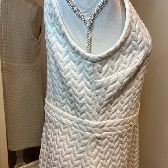NWT Ann Taylor LOFT cream sleeveless quilted A-line dress, Size 12 - Picture 8 of 13